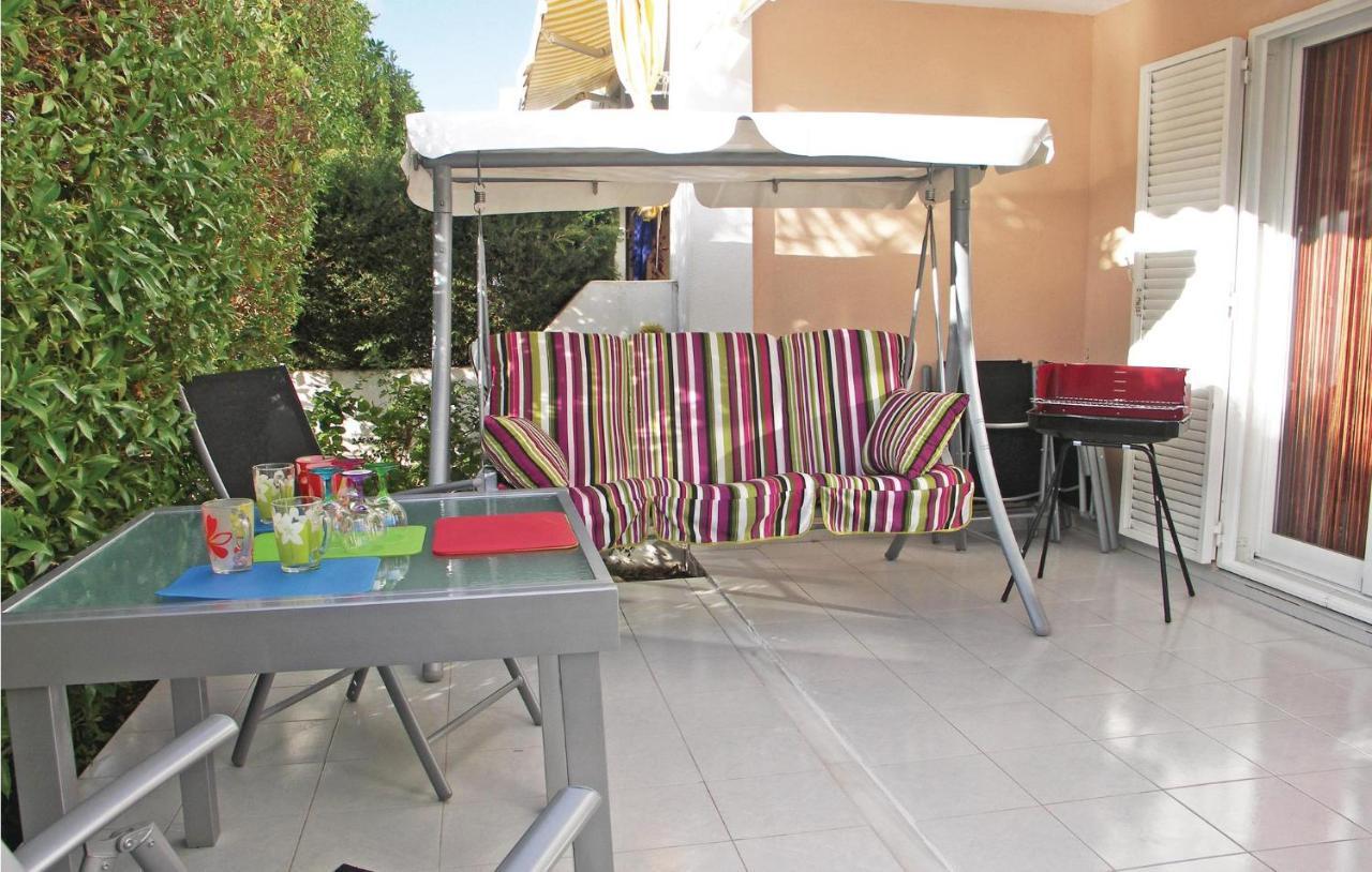 2 Bedroom Nice Apartment In Guardamar Del Segura Kültér fotó